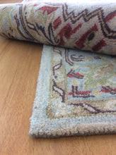 Load image into Gallery viewer, Handmade Wool/ Viscose Persian Silver 5' x 8' CH-1144-A Area Rug Carpet