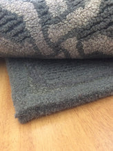 Load image into Gallery viewer, Handmade Wool Modern Gray 5' x 8' CH-2166-A Area Rug