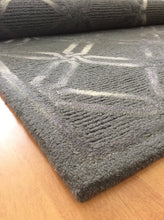 Load image into Gallery viewer, Handmade Wool Modern Gray 5' x 8' CH-2166-A Area Rug