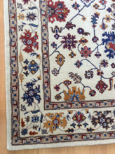 Load image into Gallery viewer, Handmade Wool Persian Ivory 5' x 8' RH-1002JWEL Area Rug