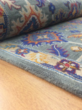 Load image into Gallery viewer, Handmade Wool Persian Gray 5' x 8' RH-1172JWEL Area Rug