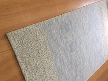Load image into Gallery viewer, Handmade Wool Modern Silver/ Ivory 5' x 8' CH-2173-A Area Rug