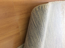 Load image into Gallery viewer, Handmade Wool Modern Silver/ Ivory 5' x 8' CH-2173-A Area Rug