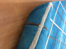 Load image into Gallery viewer, Handmade Wool Modern Blue 5' x 8' CH-2175-C Area Rug