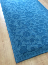 Load image into Gallery viewer, Handmade Wool Persian Teal 5' x 8' RH-1089-B Area Rug