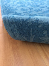 Load image into Gallery viewer, Handmade Wool Persian Teal 5' x 8' RH-1089-B Area Rug