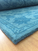Load image into Gallery viewer, Handmade Wool Persian Teal 5' x 8' RH-1089-B Area Rug