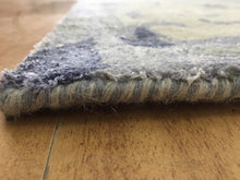 Load image into Gallery viewer, Handmade Wool/ Viscose Modern Silver/ Blue 5' x 8' CH-2163-A Area Rug