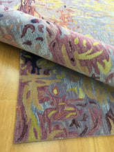 Load image into Gallery viewer, Handmade Wool/ Viscose Modern Multy 5' x 8' CH-2162-A Area Rug