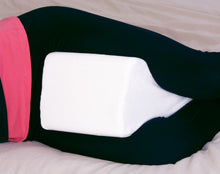 Load image into Gallery viewer, Deluxe Comfort Orthopedic Grade Foam Leg Knee Spacer Bed Pillow - Helps Alleviate Prenatal Pregnacy Hip And Joint Pain - Contours Perfectly - Sciatica Relief - Leg Positioner Pillow, White
