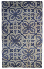 Load image into Gallery viewer, Handmade Wool Floral Beige/ Blue 5' x 8' lt1003 Area Rug