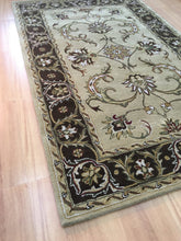 Load image into Gallery viewer, Handmade Wool Persian Beige/ Brown 5' x 8' lt1021 Area Rug