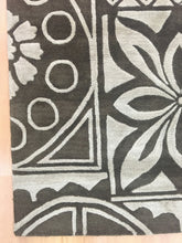 Load image into Gallery viewer, Handmade Wool Floral Brown/ Beige 5' x 8' lt1053 Area Rug
