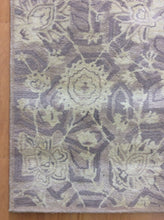 Load image into Gallery viewer, Handmade Wool Floral Ivory/ Pruple 5' x 8' lt1120 Area Rug