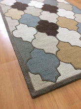 Load image into Gallery viewer, Handmade Wool Modern Ivory/ Beige 5' x 8' lt1201 Area Rug