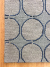 Load image into Gallery viewer, Handmade Wool Modern Blue/ Gray 5' x 8' lt1205 Area Rug