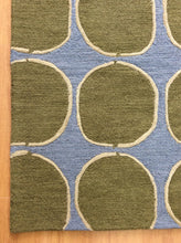 Load image into Gallery viewer, Handmade Wool Blue/ Green 5' x 8' lt1206 Area Rug