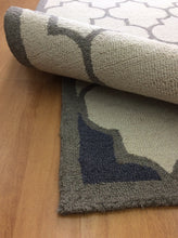 Load image into Gallery viewer, Handmade Wool Modern Ivory/ Gray 5' x 8' lt1231 Area Rug