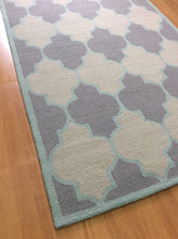 Load image into Gallery viewer, Handmade Wool Modern Gray/ Ivory 5' x 8' lt1245 Area Rug