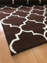 Load image into Gallery viewer, Handmade Wool Modern Brown/ Ivory 5' x 8' lt1248 Area Rug