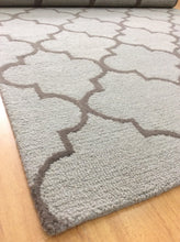 Load image into Gallery viewer, Handmade Wool Modern Rust/ Brown 5' x 8' lt1262 Area Rug