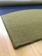 Load image into Gallery viewer, Handmade Wool Modern Green/Blue 5' x 8' lt1263 Area Rug