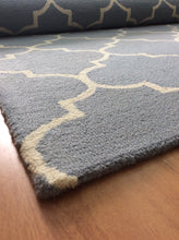 Load image into Gallery viewer, Handmade Wool Modern L.Blue/ Ivory 5' x 8' lt1322 Area Rug