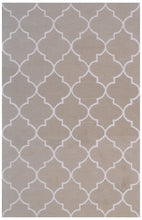 Load image into Gallery viewer, Handmade Wool Modern L.Green/ Ivory 5' x 8' lt1339 Area Rug