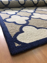 Load image into Gallery viewer, Handmade Wool Modern Brown/ Ivory 5' x 8' lt1349 Area Rug