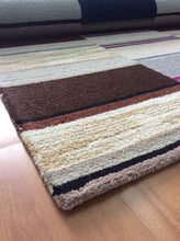 Load image into Gallery viewer, Handmade Wool Modern Ivory/ Brown 5' x 8' lt1350 Area Rug