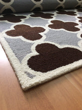Load image into Gallery viewer, Handmade Wool Modern Silver/ Brown 5' x 8' lt1361 Area Rug