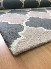Load image into Gallery viewer, Handmade Wool Modern Rust/ Green 5' x 8' lt1397 Area Rug