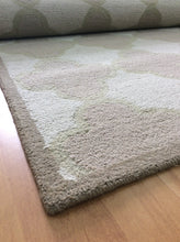 Load image into Gallery viewer, Handmade Wool Modern Pink/ Ivory 5' x 8' lt1405 Area Rug
