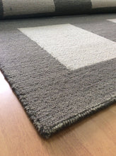 Load image into Gallery viewer, Handmade Wool Modern Beige/ Brown 5' x 8' lt1416 Area Rug