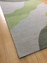 Load image into Gallery viewer, Handmade Wool Modern Rust/ Green 5' x 8' lt1443 Area Rug
