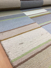 Load image into Gallery viewer, Handmade Wool Modern Ivory/ Silver 5' x 8' lt1456 Area Rug