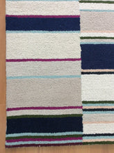 Load image into Gallery viewer, Handmade Wool Modern Ivory/ Navy Blue 5' x 8' lt1461 Area Rug