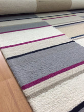 Load image into Gallery viewer, Handmade Wool Modern Ivory/ Silver 5' x 8' lt1464 Area Rug