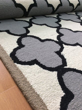 Load image into Gallery viewer, Handmade Wool Modern Ivory/ Gray 5' x 8' lt1465 Area Rug