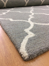 Load image into Gallery viewer, Handmade Wool Modern Gray/ Ivory 5' x 8' lt1502 Area Rug