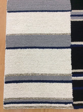 Load image into Gallery viewer, Handmade Wool Modern Ivory/ Black 5' x 8' lt1503 Area Rug