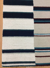 Load image into Gallery viewer, Handmade Wool Modern Ivory/ Navy Blue 5' x 8' lt1510 Area Rug