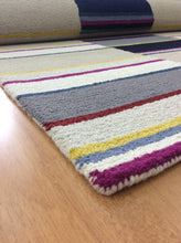 Load image into Gallery viewer, Handmade Wool Modern Ivory/ Gray 5' x 8' lt1539 Area Rug