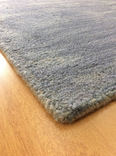 Load image into Gallery viewer, Handmade Wool Modern Gray/ Ivory 5' x 8' lt1551 Area Rug