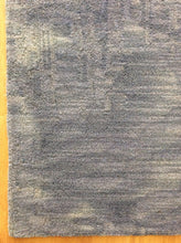 Load image into Gallery viewer, Handmade Wool Modern Gray/ Ivory 5' x 8' lt1551 Area Rug