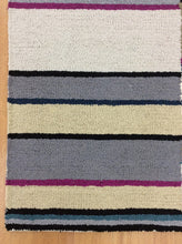 Load image into Gallery viewer, Handmade Wool Modern Ivory/ Gray 5' x 8' lt1561 Area Rug