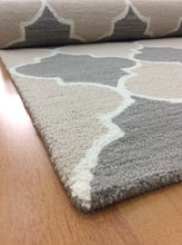 Load image into Gallery viewer, Handmade Wool Modern Brown/ Gray 5' x 8' lt1565 Area Rug
