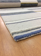 Load image into Gallery viewer, Handmade Wool Modern Ivory/ Rust 5' x 8' lt1570 Area Rug