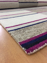 Load image into Gallery viewer, Handmade Wool Modern Ivroy/ Gray 5' x 8' lt1578 Area Rug