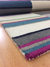 Load image into Gallery viewer, Handmade Wool Modern Ivroy/ Blue 5' x 8' lt1589 Area Rug